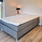 3 Bedroom Beautiful In Дом отдыха *