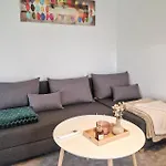 3 Bedroom Beautiful In *