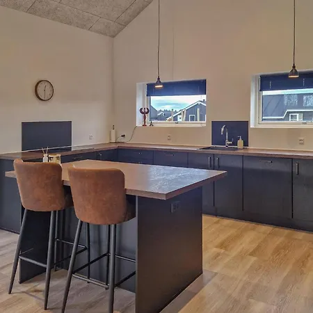3 Bedroom Beautiful In * Løkken